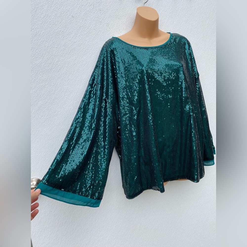 Beautiful greenish sequence shirt size xl